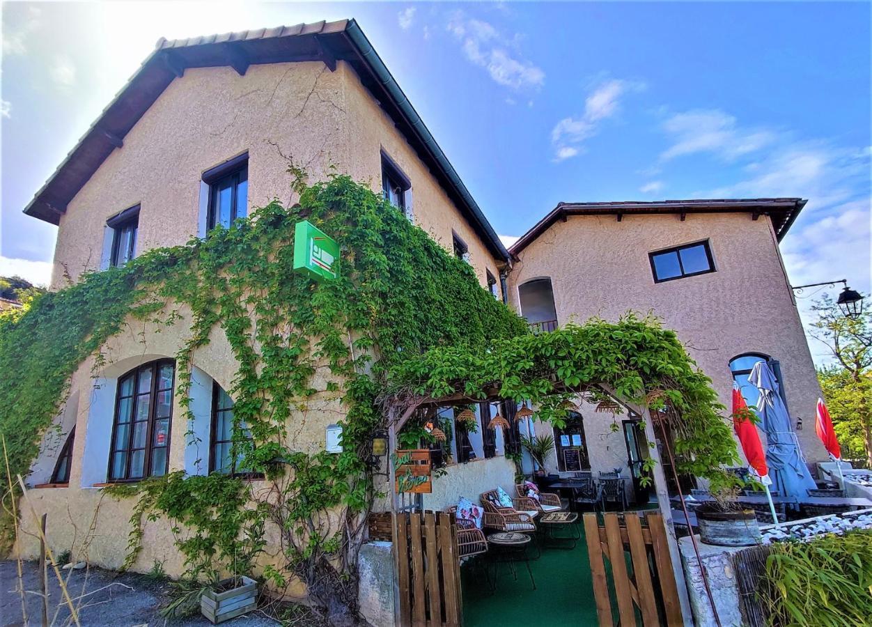 Gabrielle Hotel Еґін Екстер'єр фото
