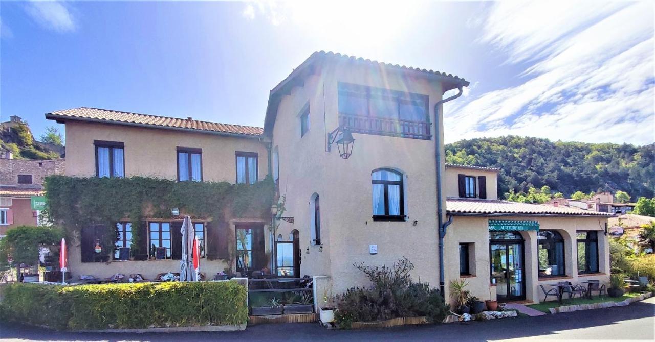 Gabrielle Hotel Еґін Екстер'єр фото
