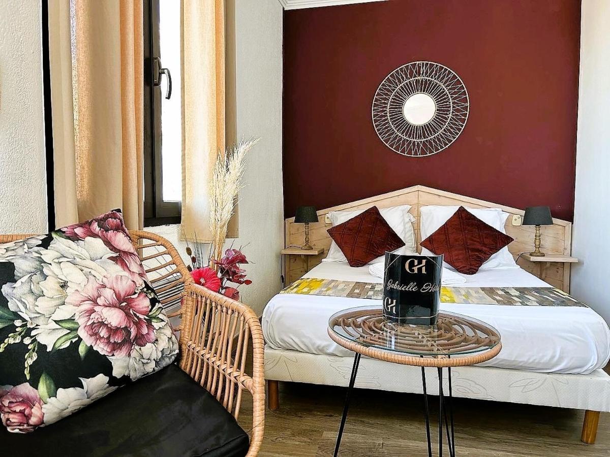 Gabrielle Hotel Еґін Номер фото