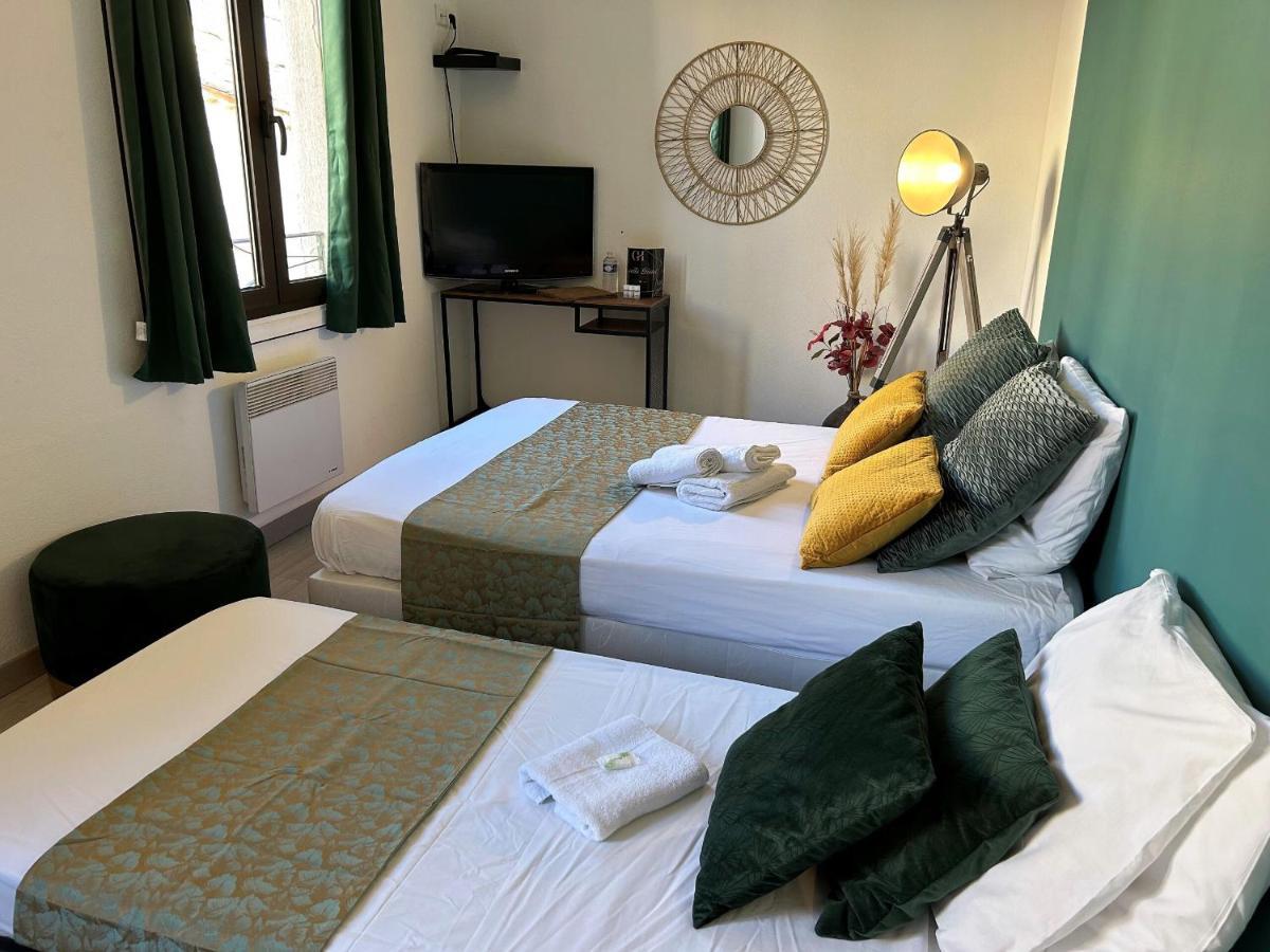 Gabrielle Hotel Еґін Номер фото