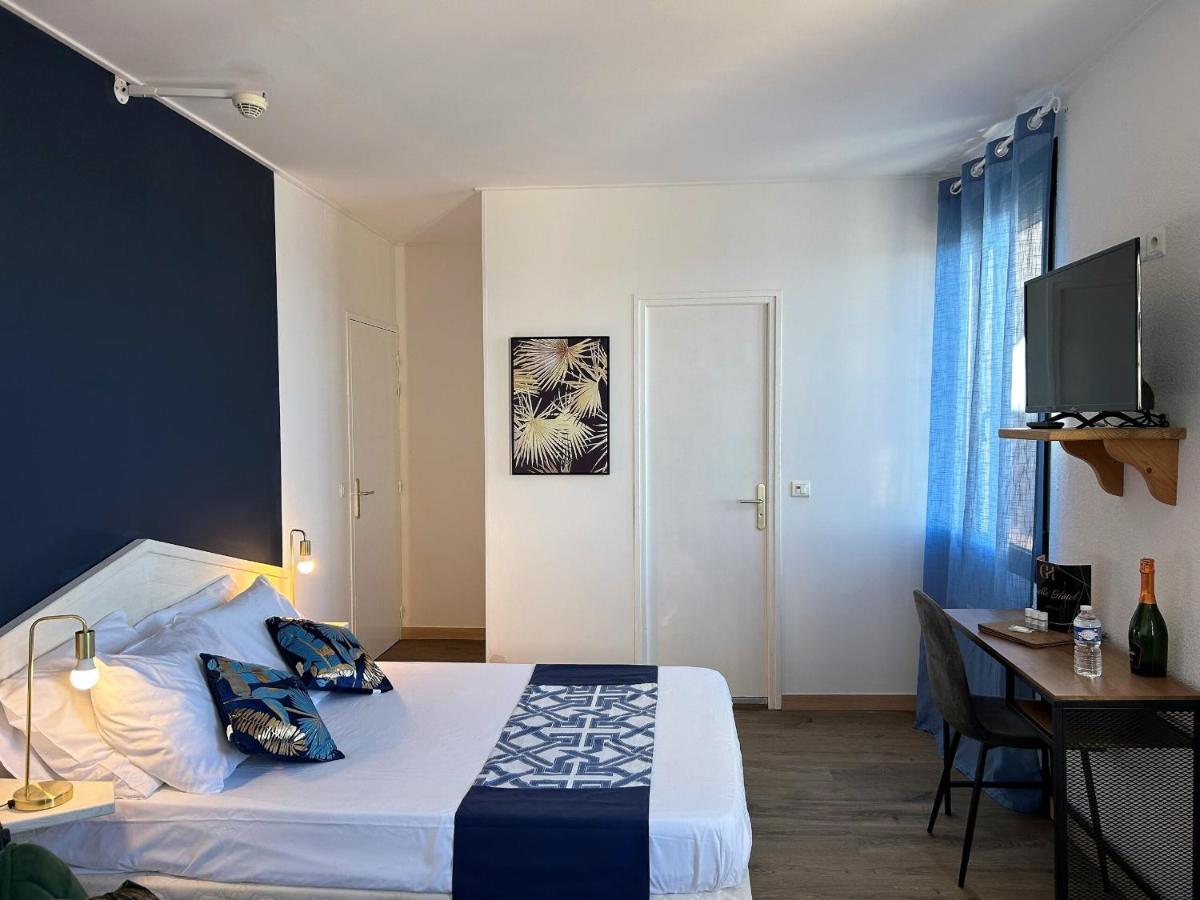 Gabrielle Hotel Еґін Номер фото
