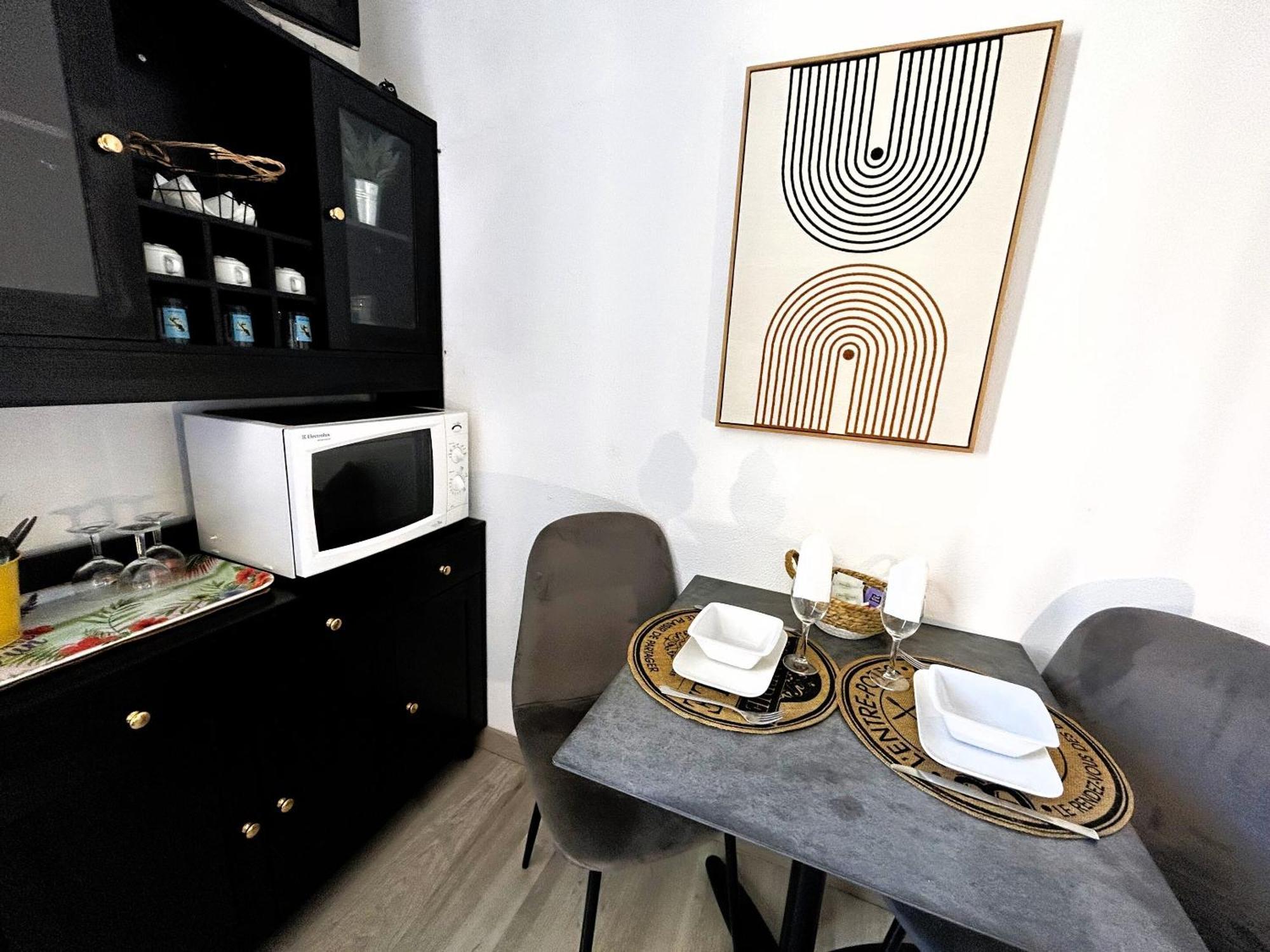 Gabrielle Hotel Еґін Екстер'єр фото