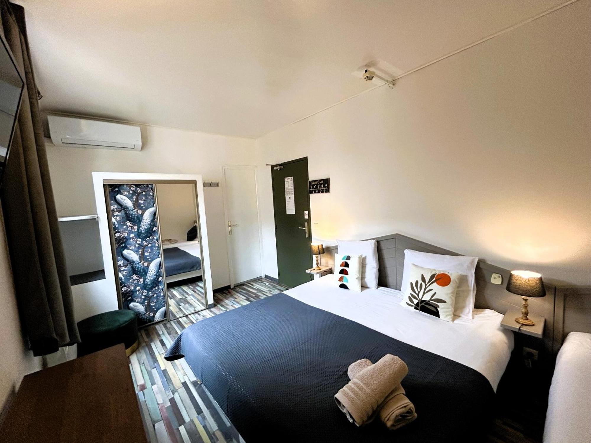 Gabrielle Hotel Еґін Номер фото